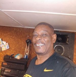 Meet your Posher, Bruce